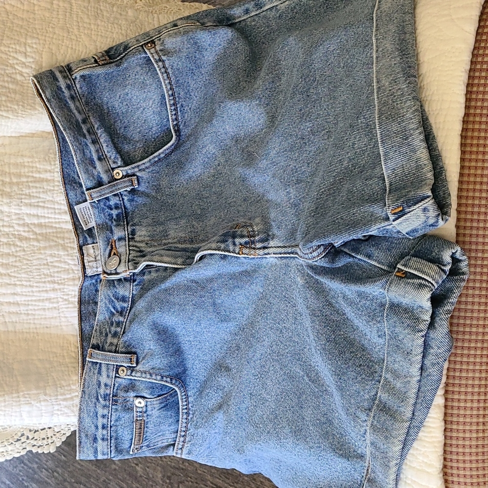 Womens CK Shorts - Picture 1 of 4